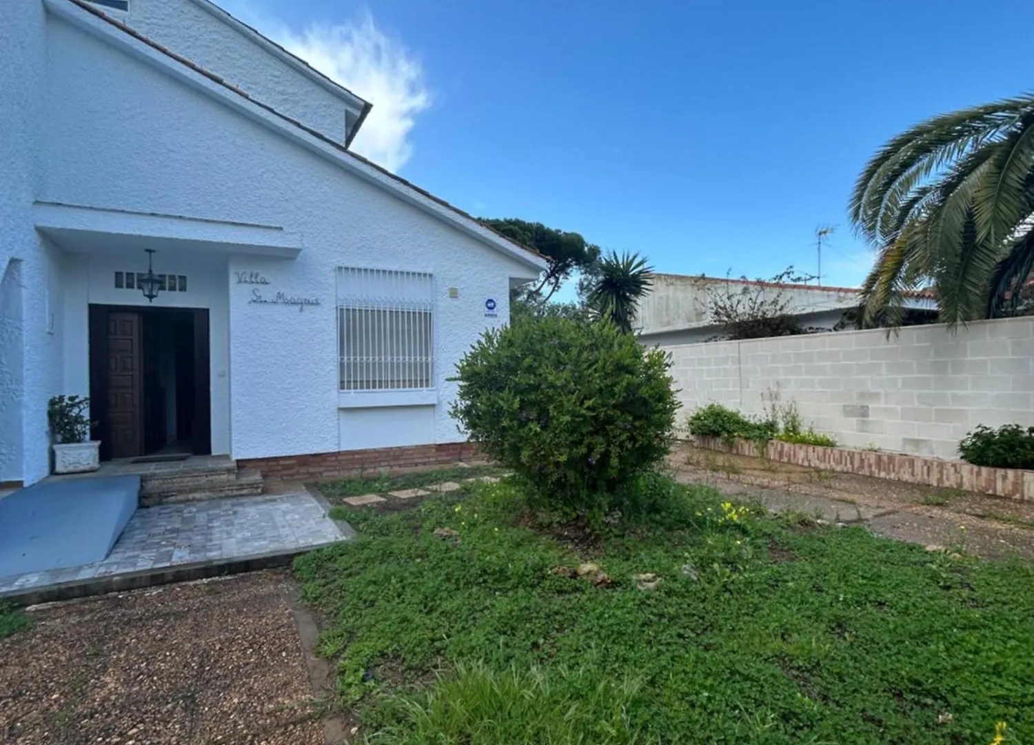 Chalet En Parcela Privada Huelva